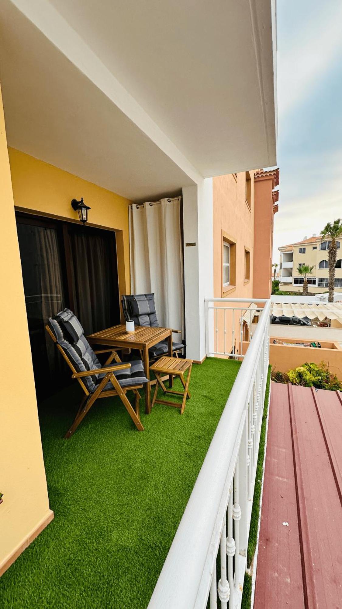 Apartamento Brisas Del Sur - Oasis Tenerife Sur Плайя-де-Сан-Хуан Екстер'єр фото